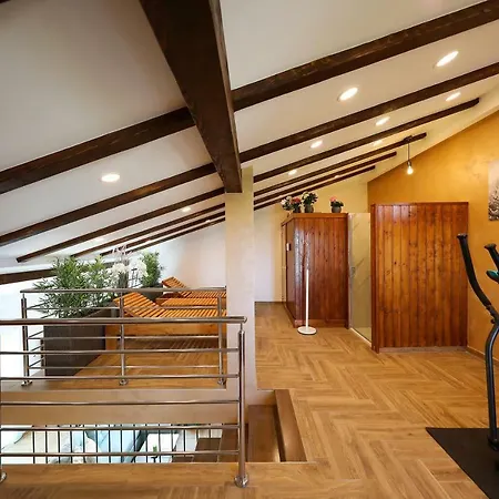 Lapidem Villa
