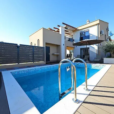 Lapidem Villa