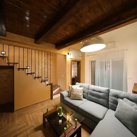 Vila Lapidem Sukosan