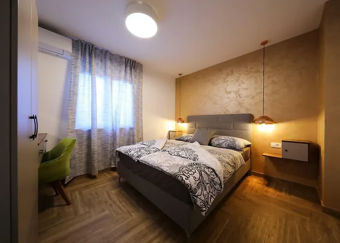 Lapidem Villa *