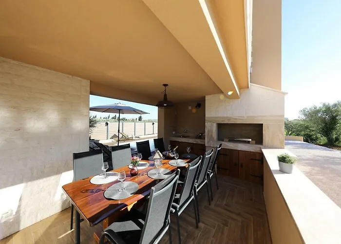 Lapidem Villa Sukosan